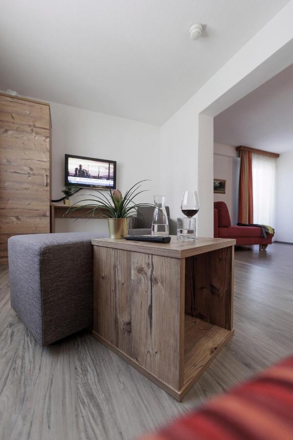 Hotel Neuwirt มีมิง ภายนอก รูปภาพ