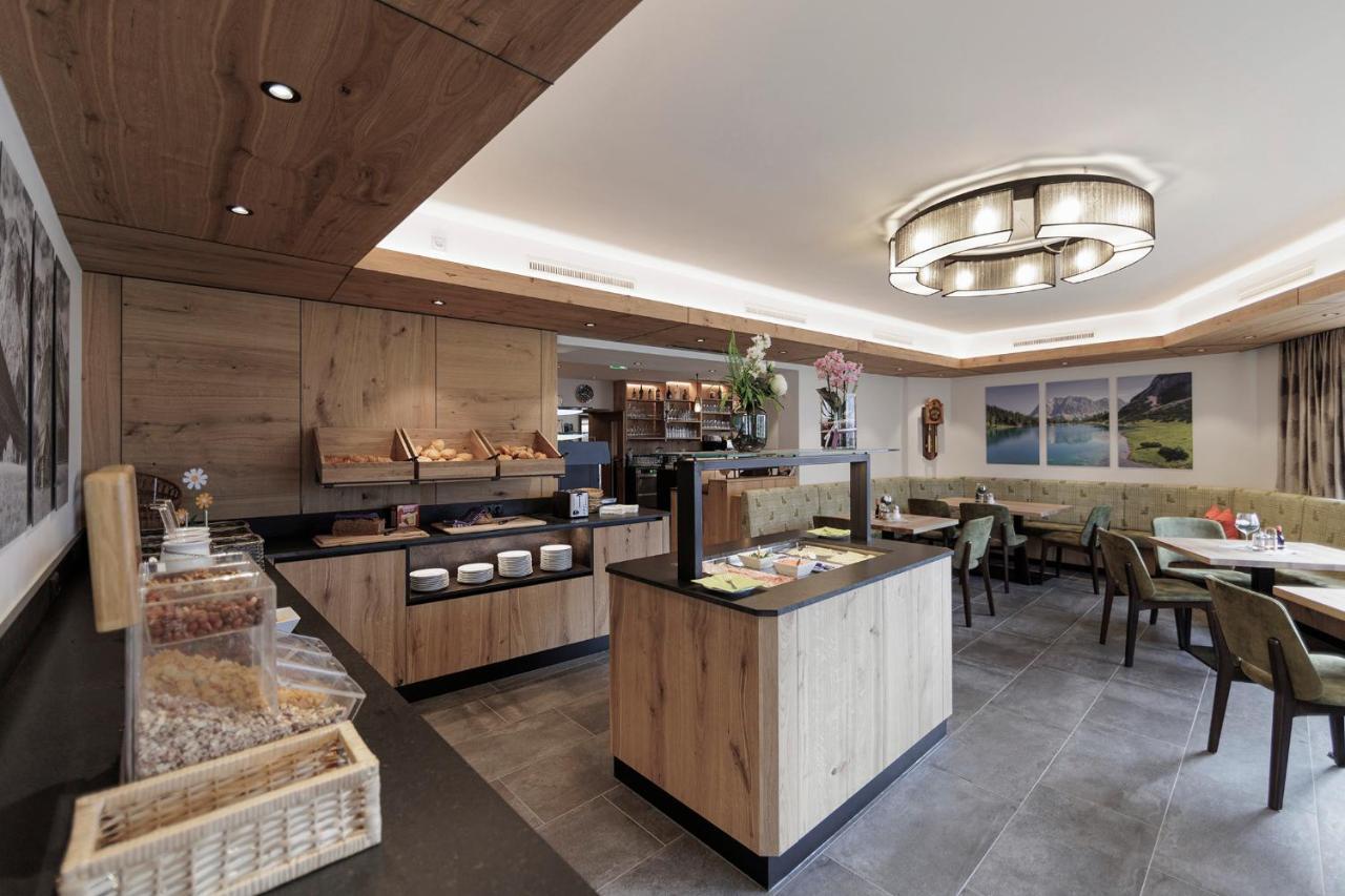 Hotel Neuwirt มีมิง ภายนอก รูปภาพ