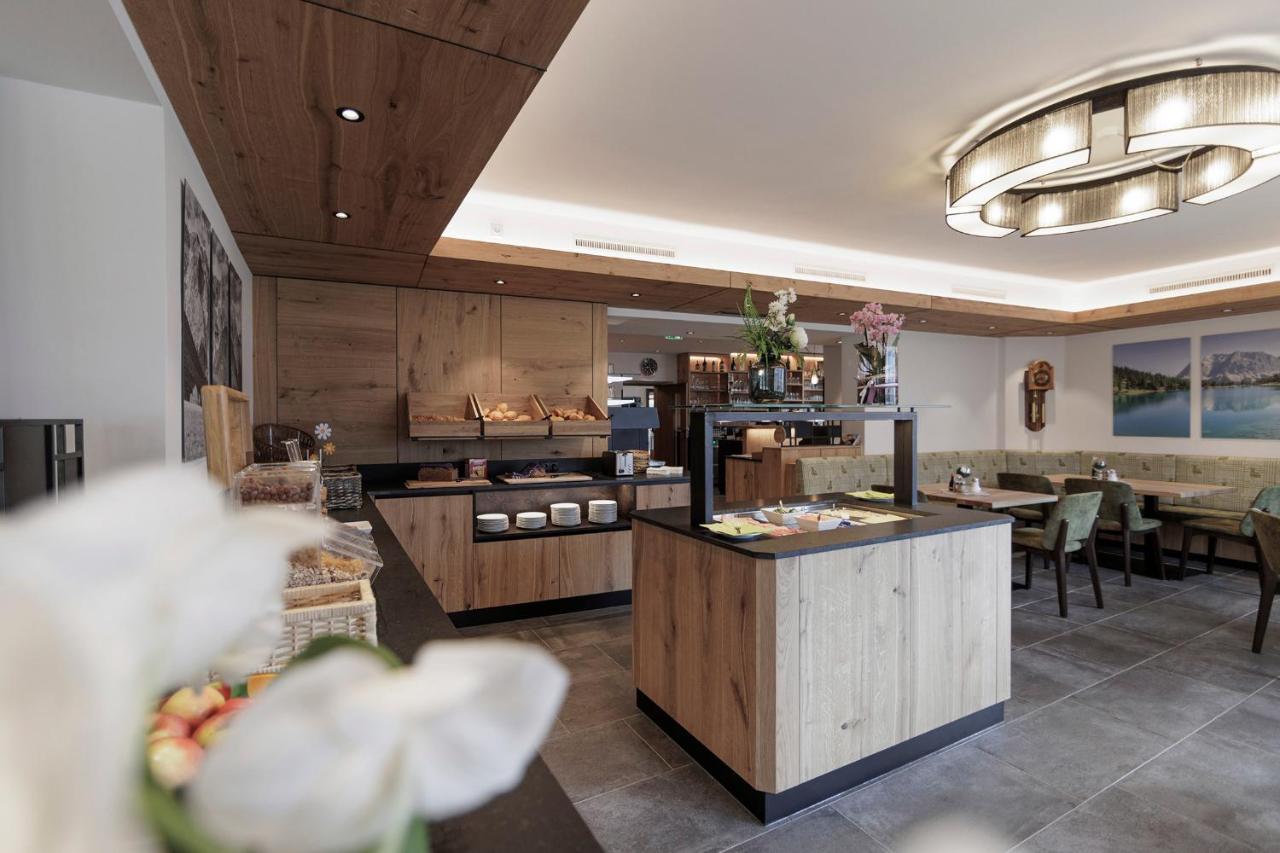 Hotel Neuwirt มีมิง ภายนอก รูปภาพ