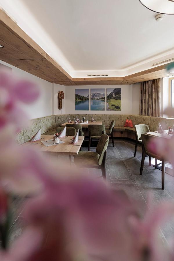 Hotel Neuwirt มีมิง ภายนอก รูปภาพ